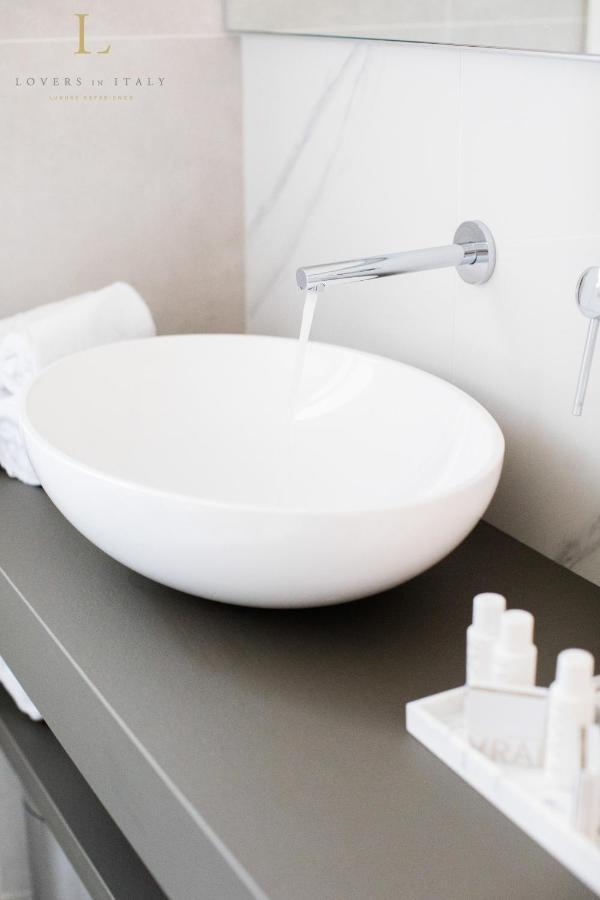 Loversinitaly Romantic Apartments - Altana And Jacuzzi Venecia Exterior foto